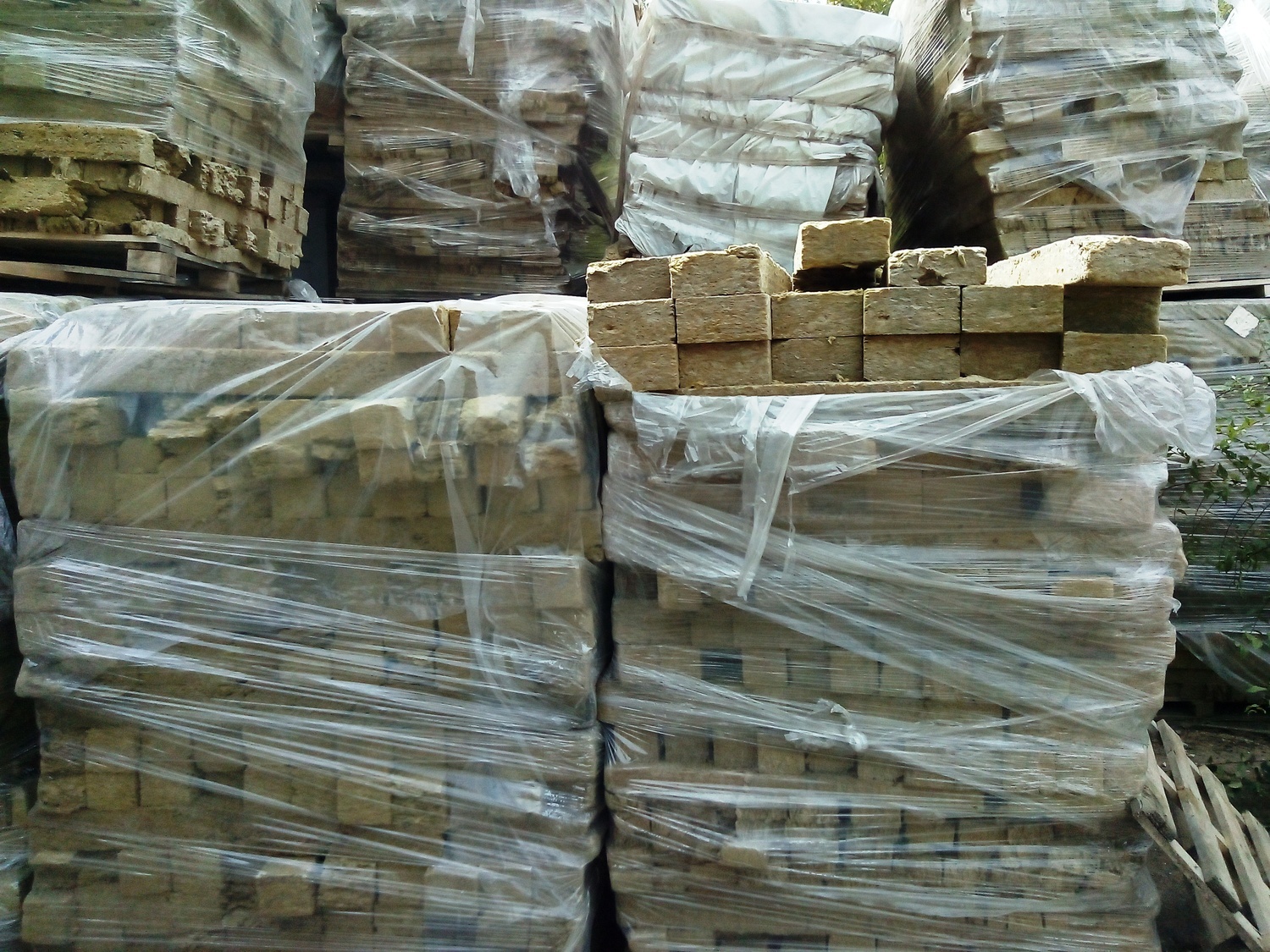 <span style="font-weight: bold;">Базальтовый утеплитель ламели (мин. 2,6 м3.) </span>